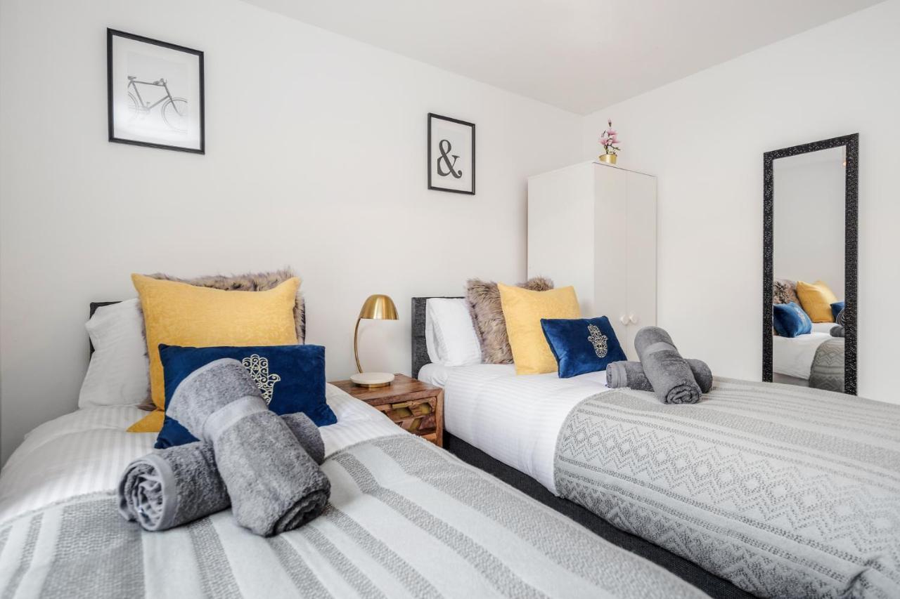 Stunning 2-bed Apt - Free Parking - Camden - - Zoo - Shop - Events Apartment