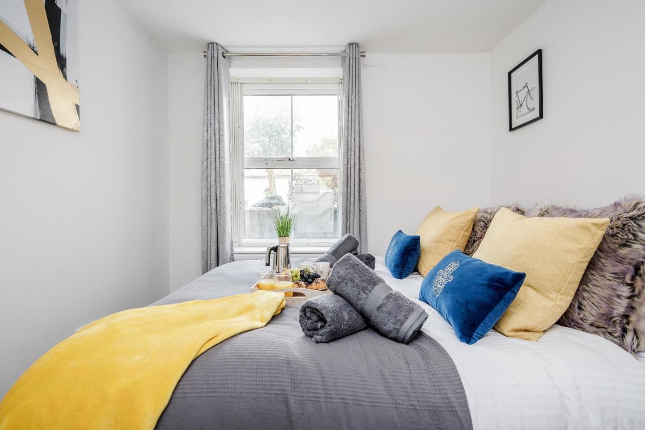 Stunning 2-bed Apt - Free Parking - Camden - - Zoo - Shop - Events Apartment *