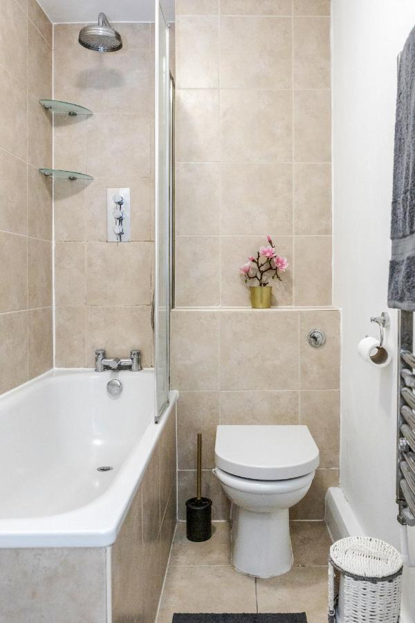 Apartment Stunning 2-bed Apt - Free Parking - Camden - - Zoo - Shop - Events