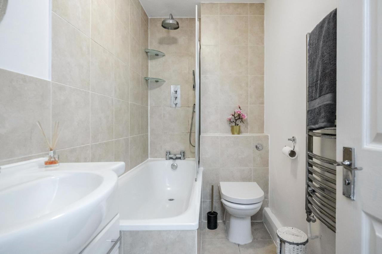 Apartment Stunning 2-bed Apt - Free Parking - Camden - - Zoo - Shop - Events