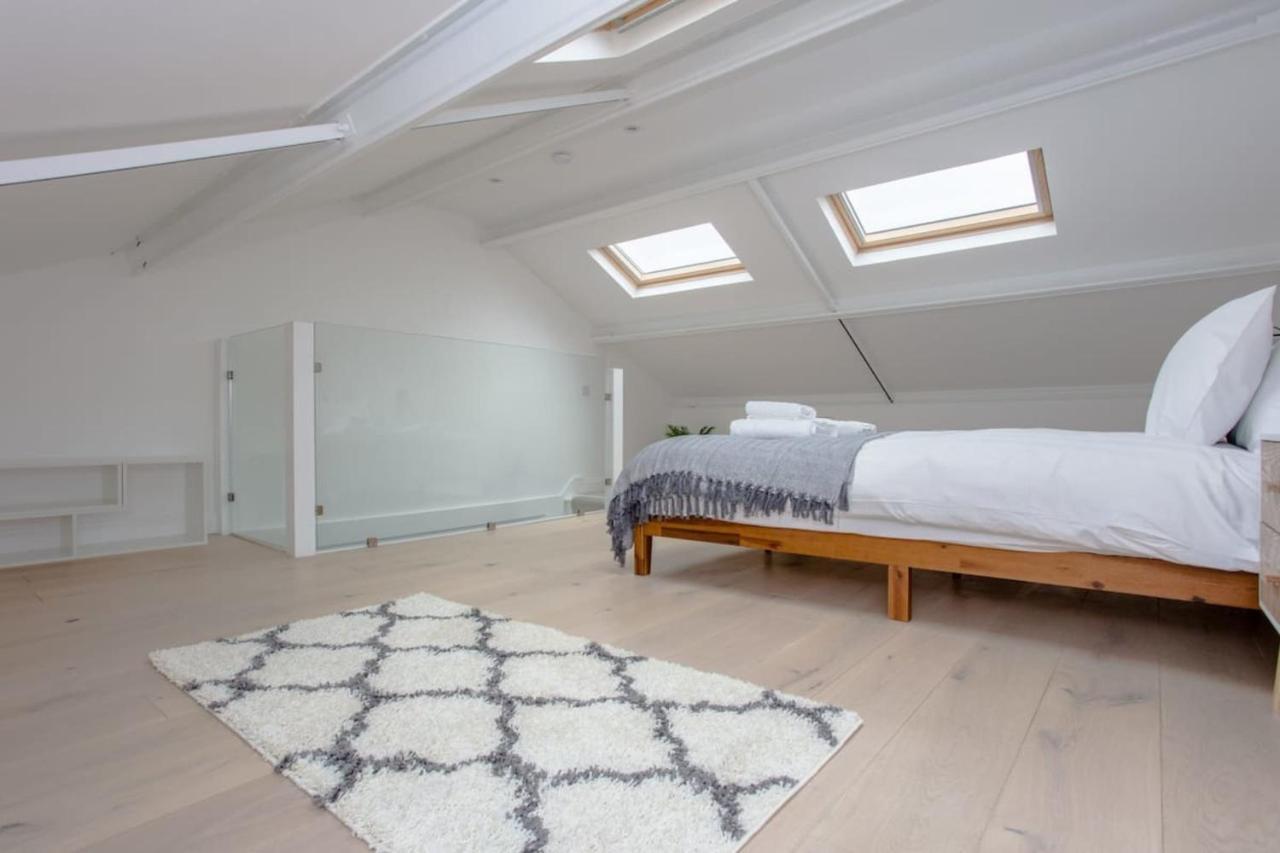 Spacious 3 Bedroom With Large Balcony Apartment