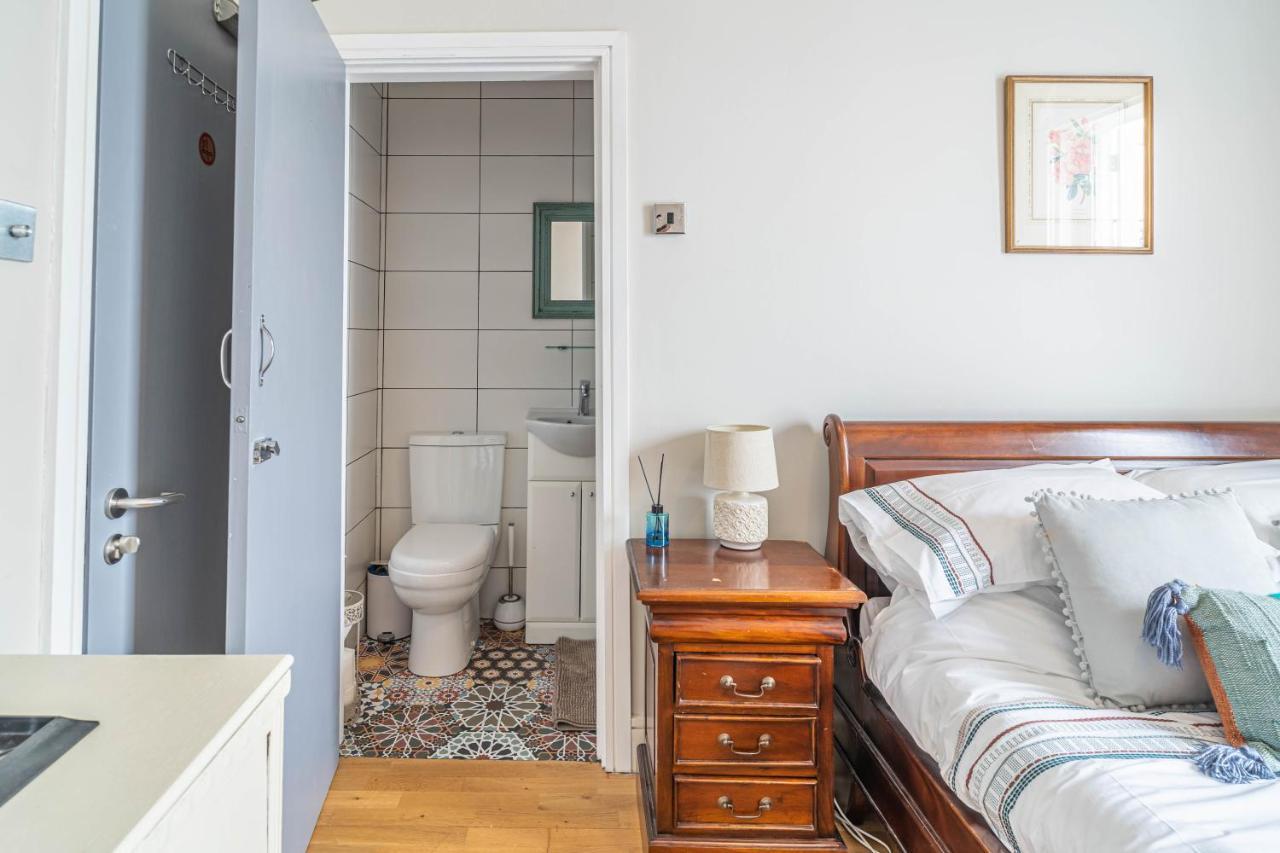 Guest house House Close To Kings Cross 3*