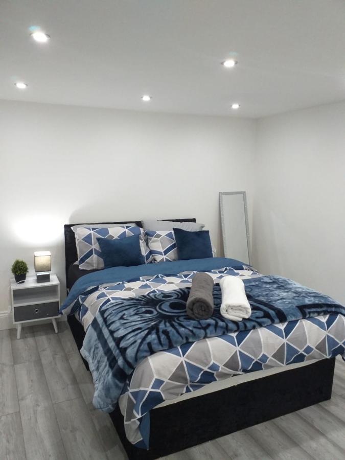 Den & Short Lets Greenwich - 3 Bed House Appartamento *