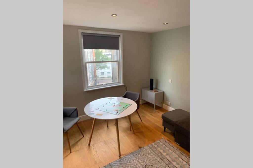 Kensington Apartment