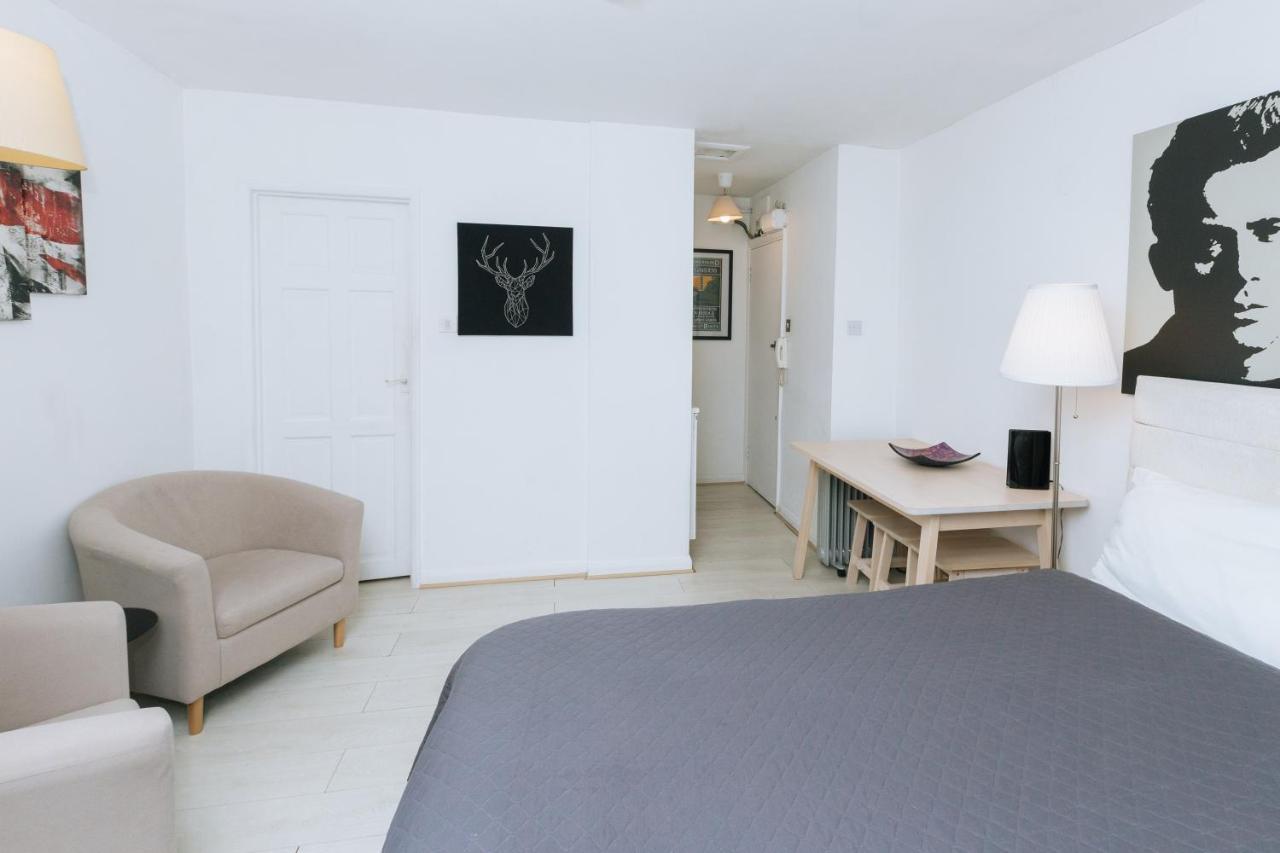 Apartment Flat At Paddington Zone 1