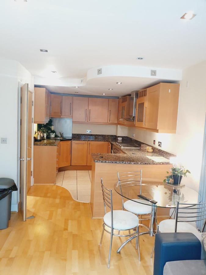 Canary Wharf, E14 9ne Appartement *