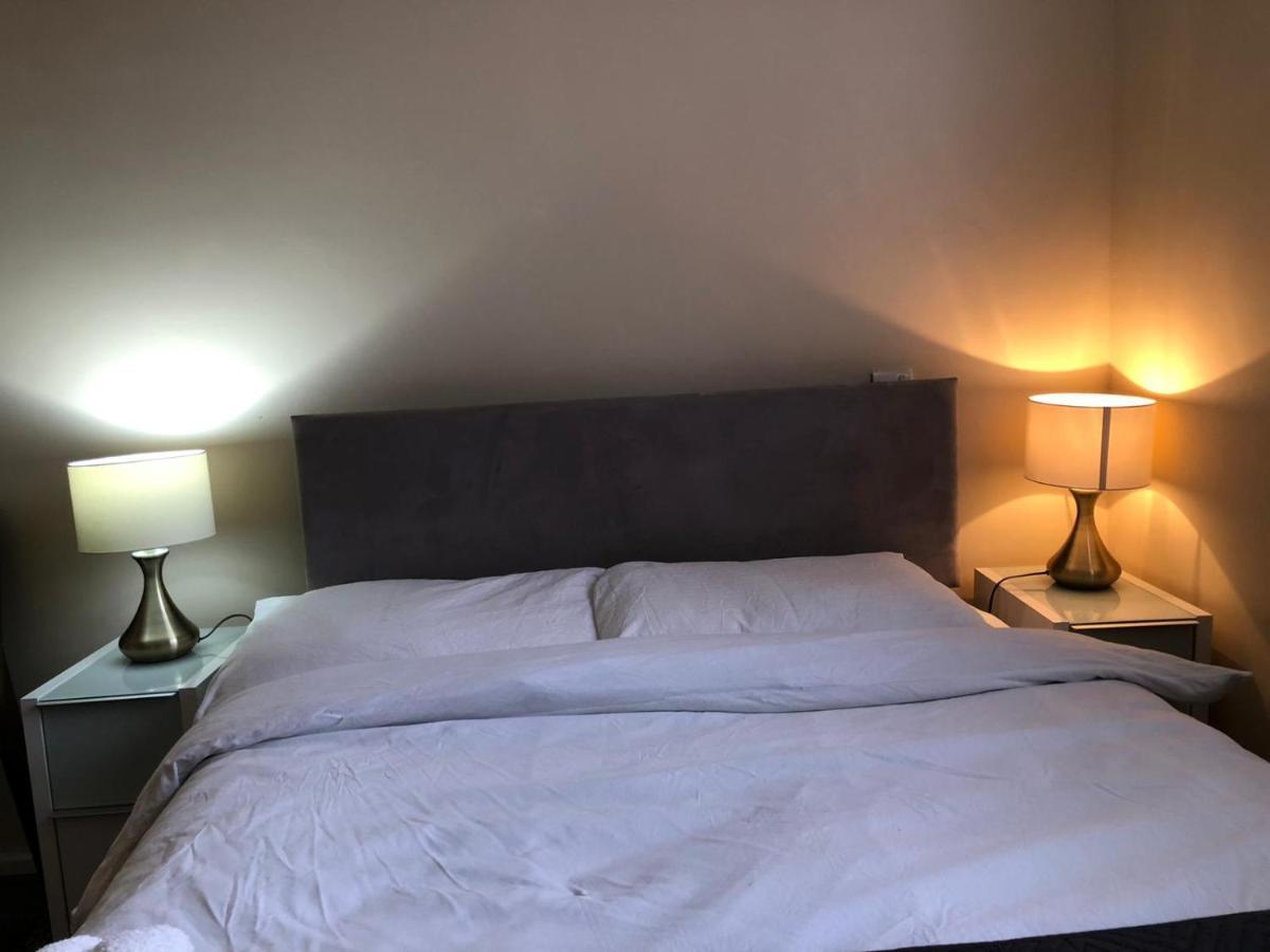 Leilighet Entire Flat Very Comfortable 1 Bedroom