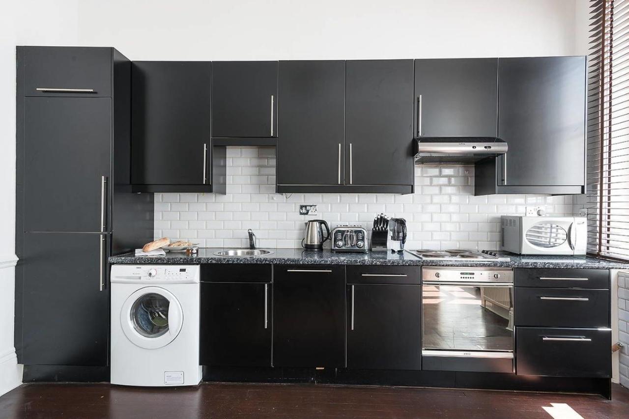 Traditional Stylish 1br Near Hyde Park Lejlighed *