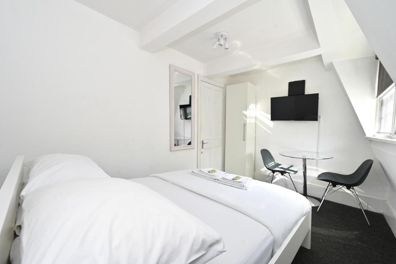 Soho, Piccadilly & Chinatown - Two Bedroom & Two Double Beds