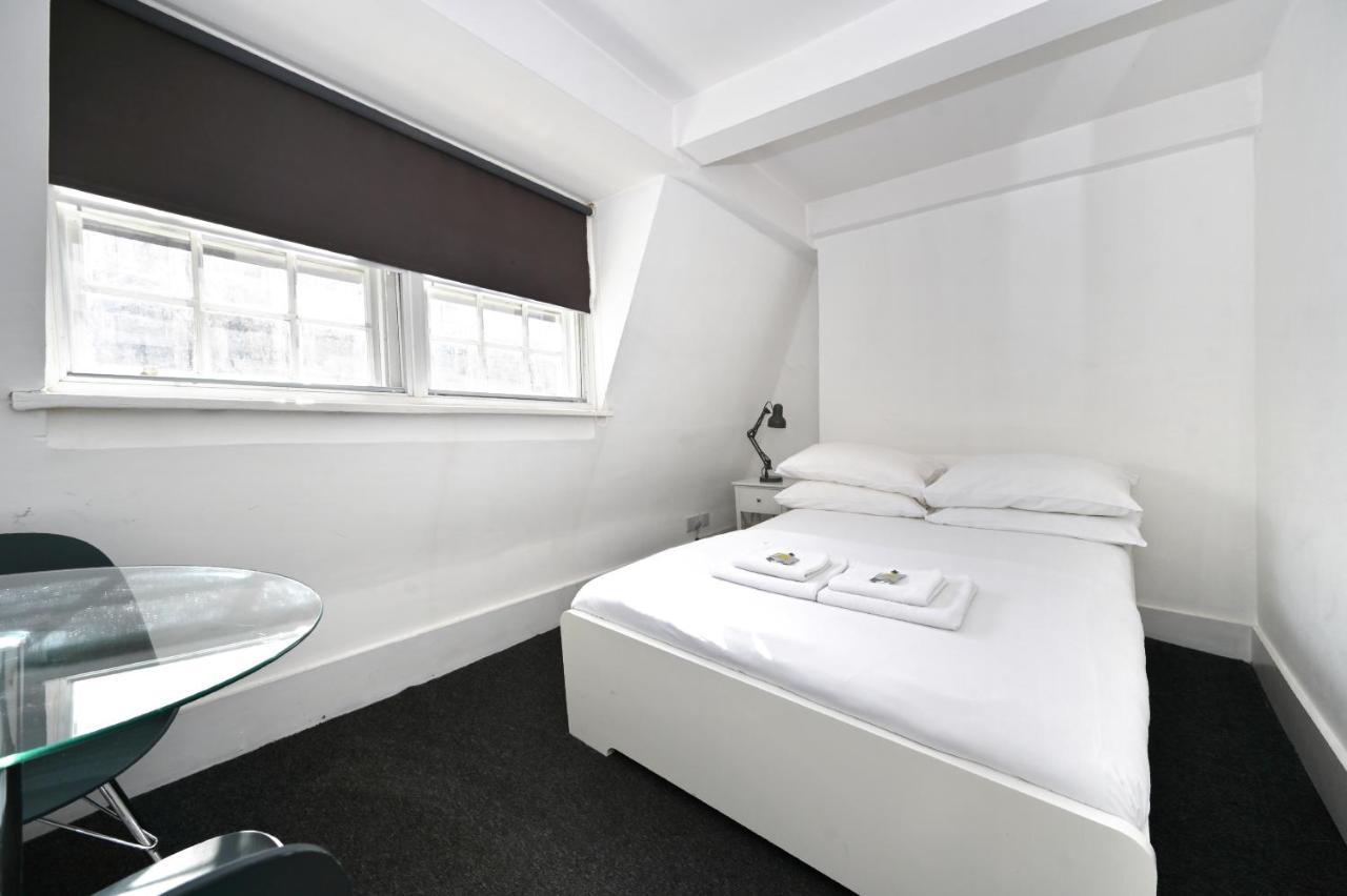 Soho, Piccadilly & Chinatown - Two Bedroom & Two Double Beds * London