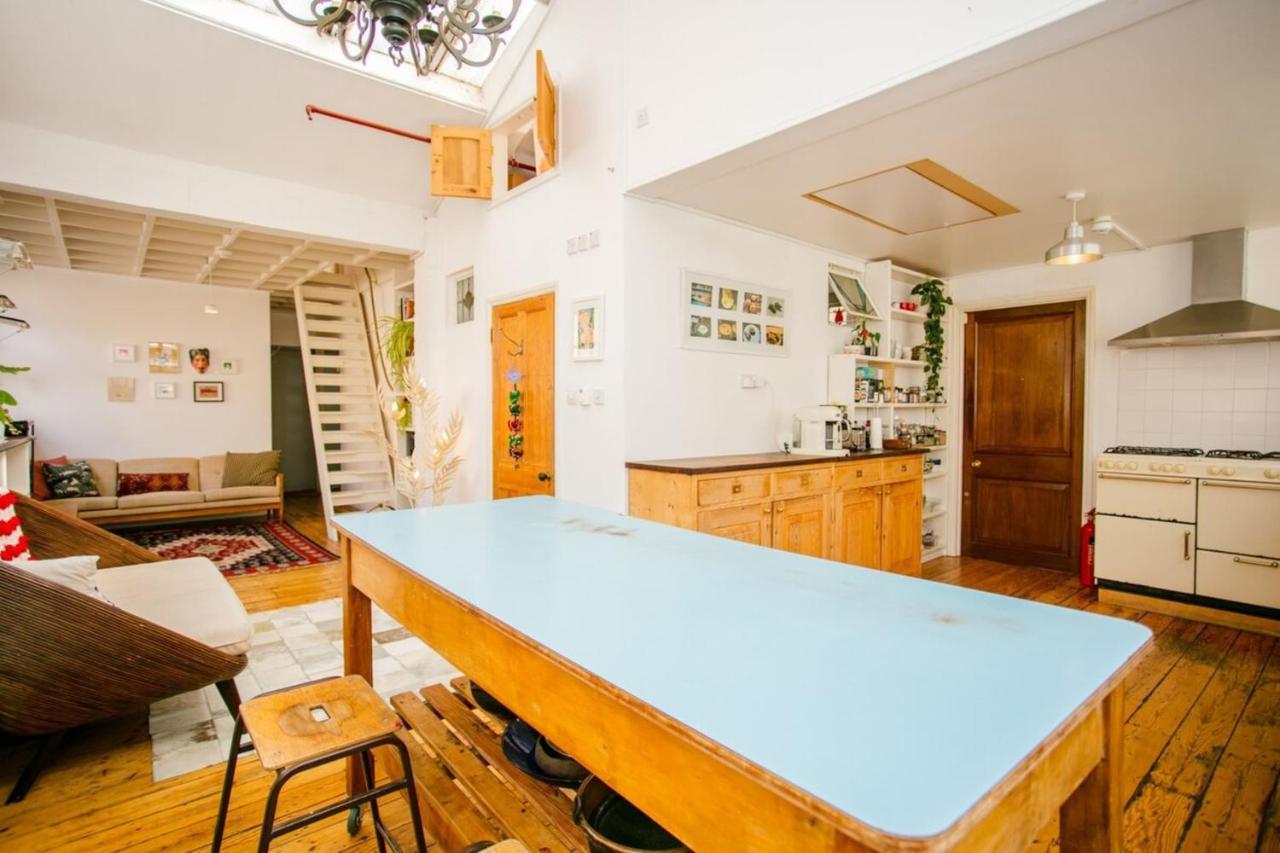 Appartement 2 Bed Artisticdesigner Flat Near Broadway Market Londen