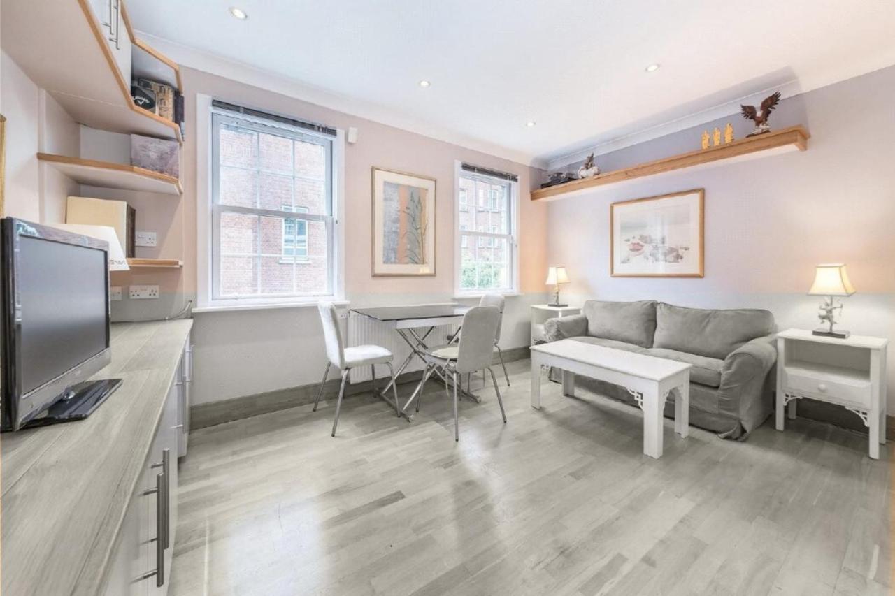 Beautiful 1 Bedroom In Victoria Lägenhet *