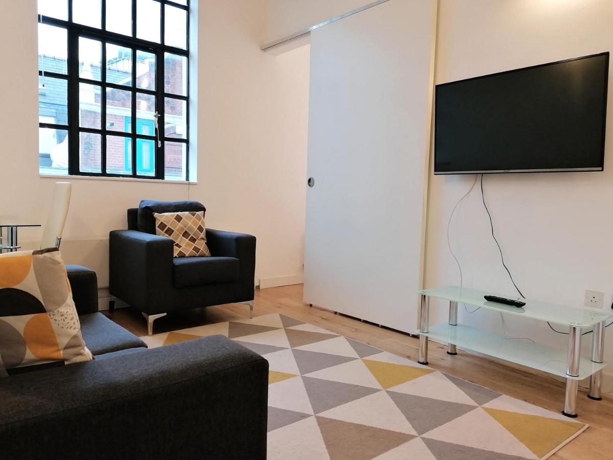 Leather Lane Serviced Apartment London