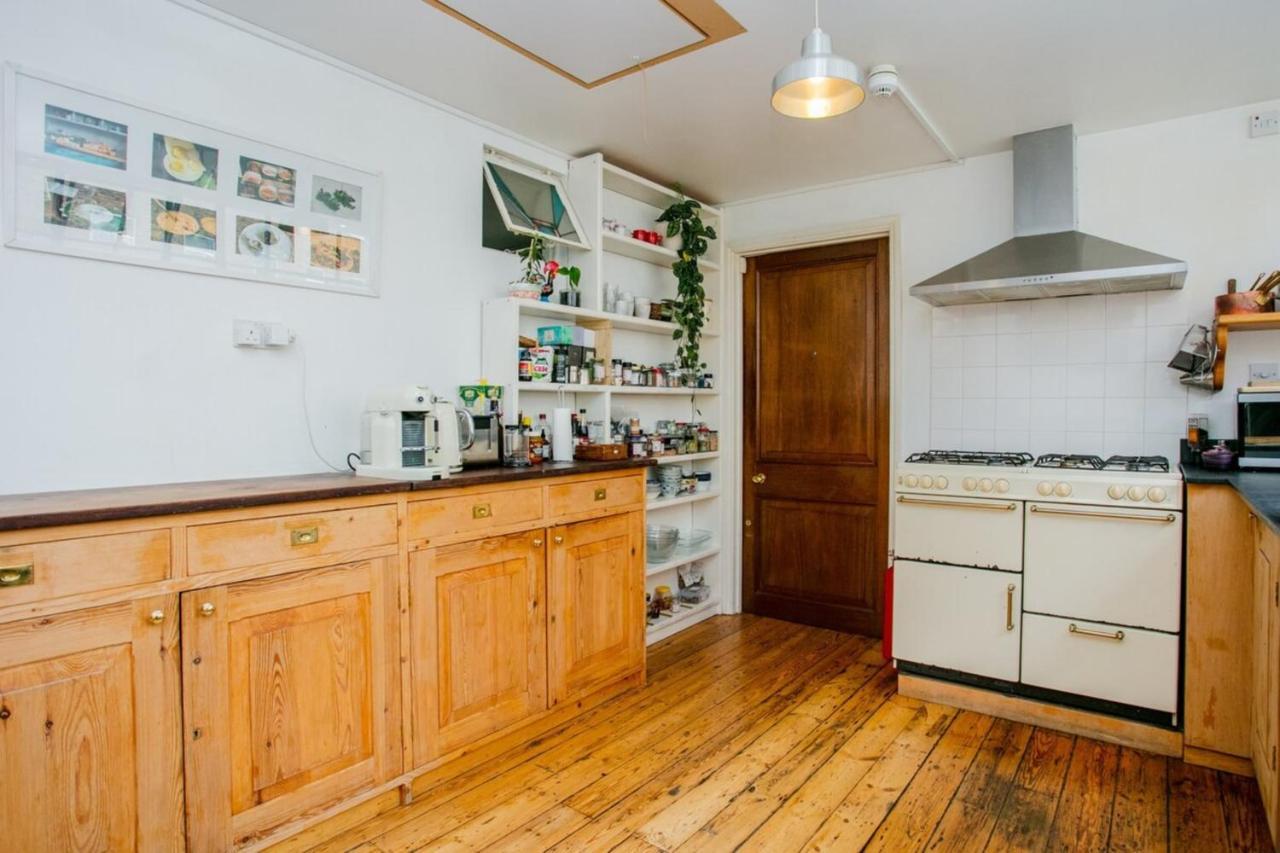 2 Bed Artisticdesigner Flat Near Broadway Market Appartement