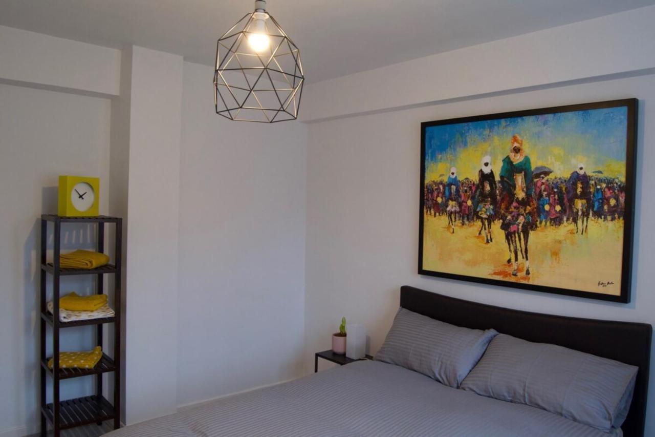 Apartment Modern 1 Bedroom In Shadwell With Balcony London