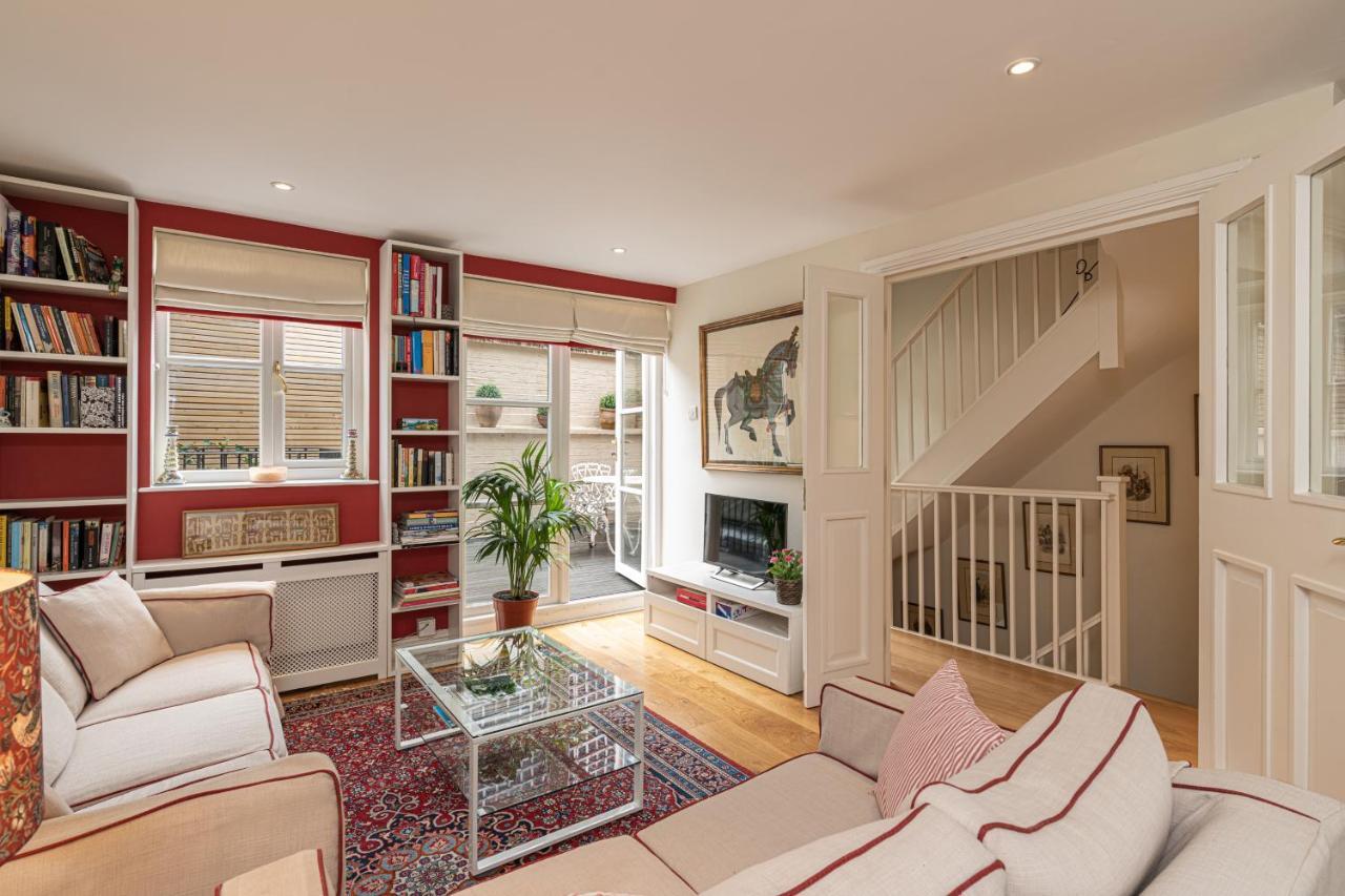Semesterbostad Stylish Mews House With Parking London