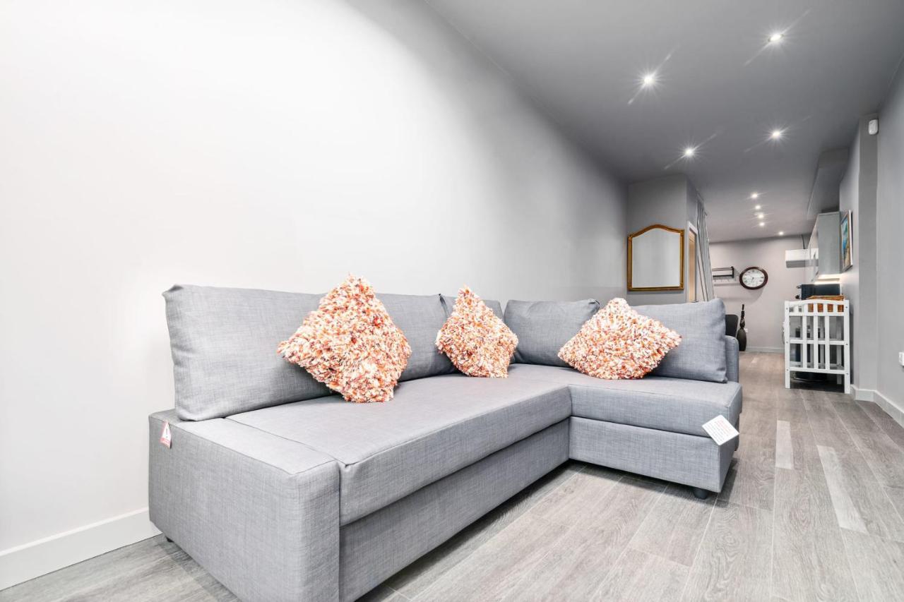 Lovely 2-bed - Hosted By Guestready Holiday home London