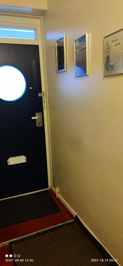 Homestay Nice Double Bedroom At Streatham Place London