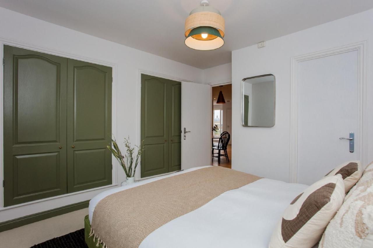 The Sparkford Gardens - Lovely 2bdr With Balcony Lejlighed London