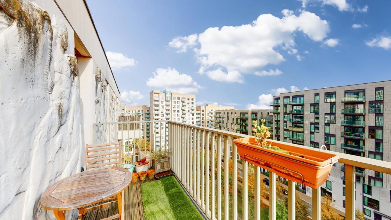Lägenhet Lovely 2 Bedroom Flat With Balcony In Stratford London