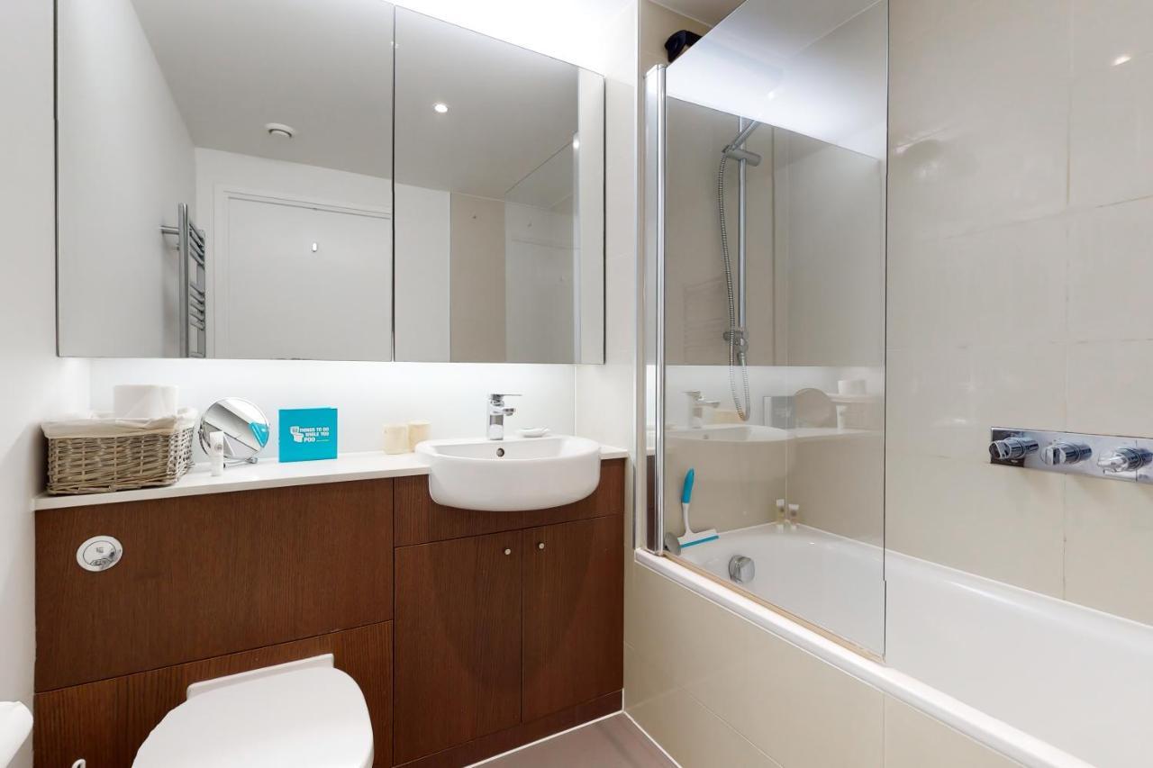 Lägenhet Lovely 2 Bedroom Flat With Balcony In Stratford