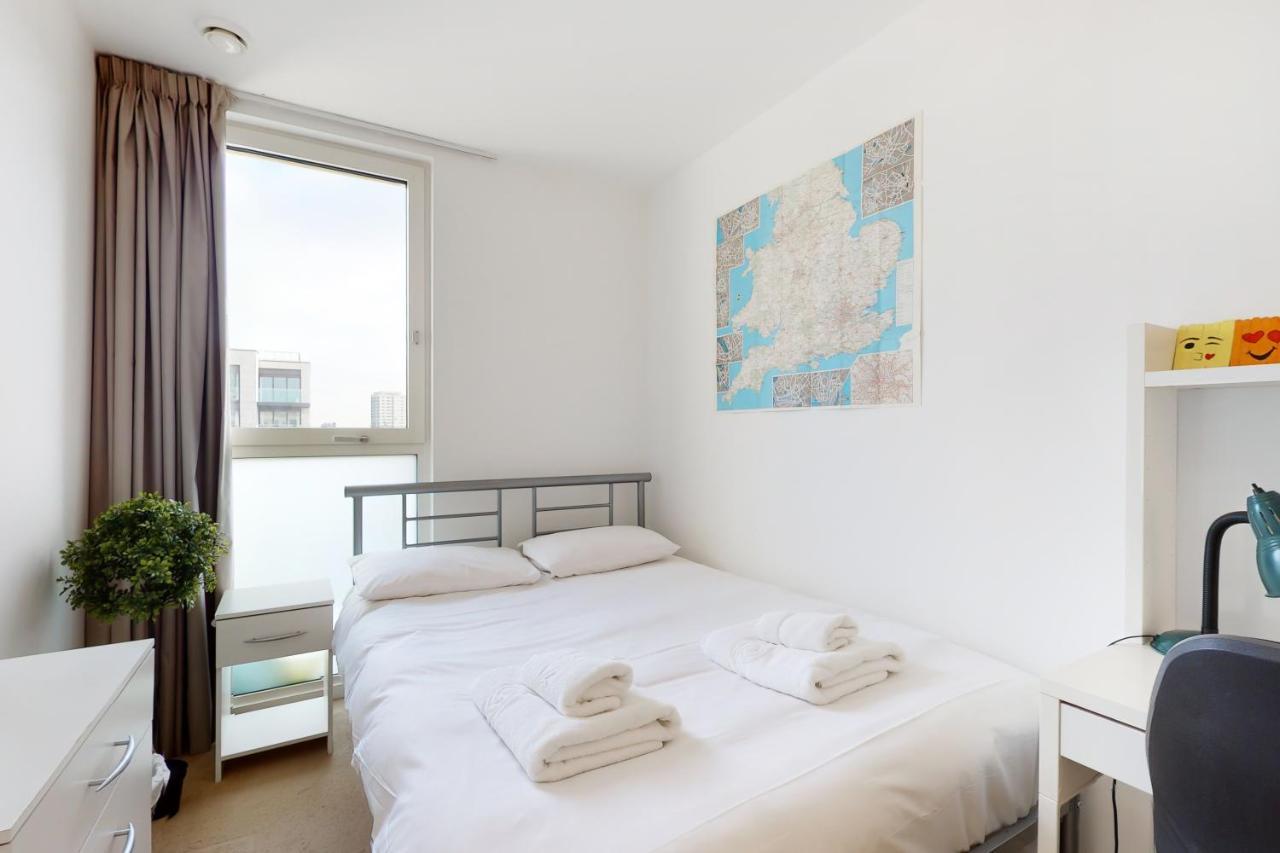 Lovely 2 Bedroom Flat With Balcony In Stratford Appartamento *