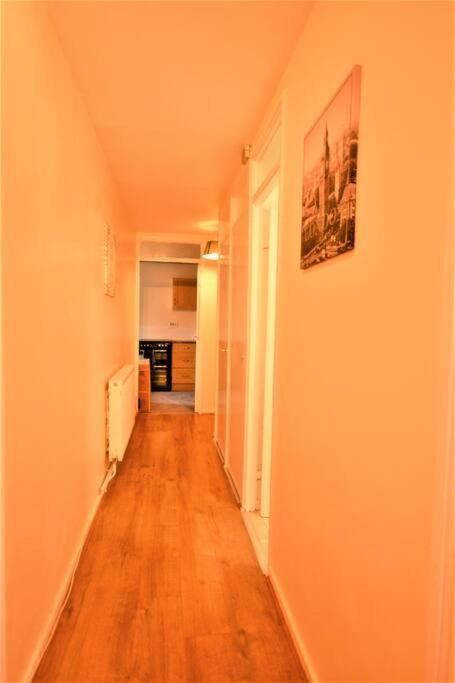 Apartment Spacious 2bedroom With Patio By Excel Centre