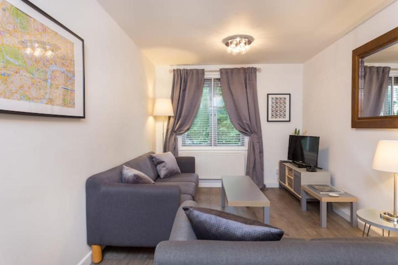 Modern 2 Bedroom In Zone 1 Apartment London