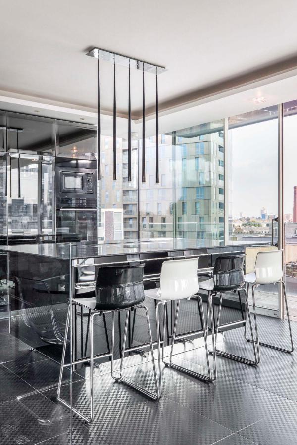 Luxury Penthouse Shoreditch Apartment London