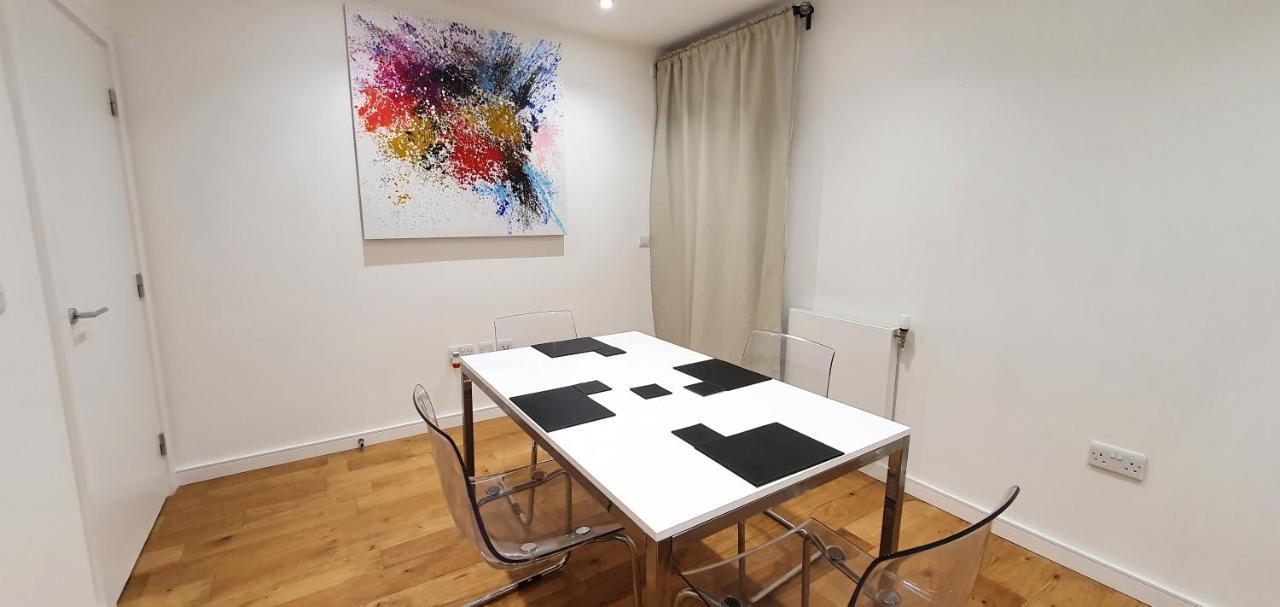 Appartamento Garland Modern 3 Bedroom House Westfield - Stratford Londra