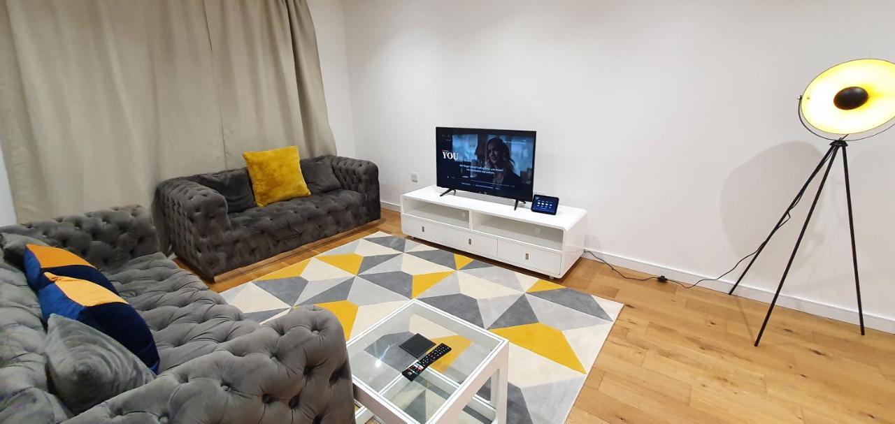 Appartamento Garland Modern 3 Bedroom House Westfield - Stratford Londra