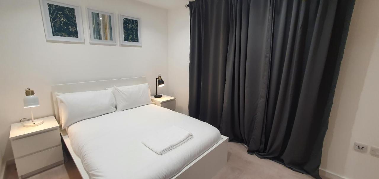 Garland Modern 3 Bedroom House Westfield - Stratford Appartamento