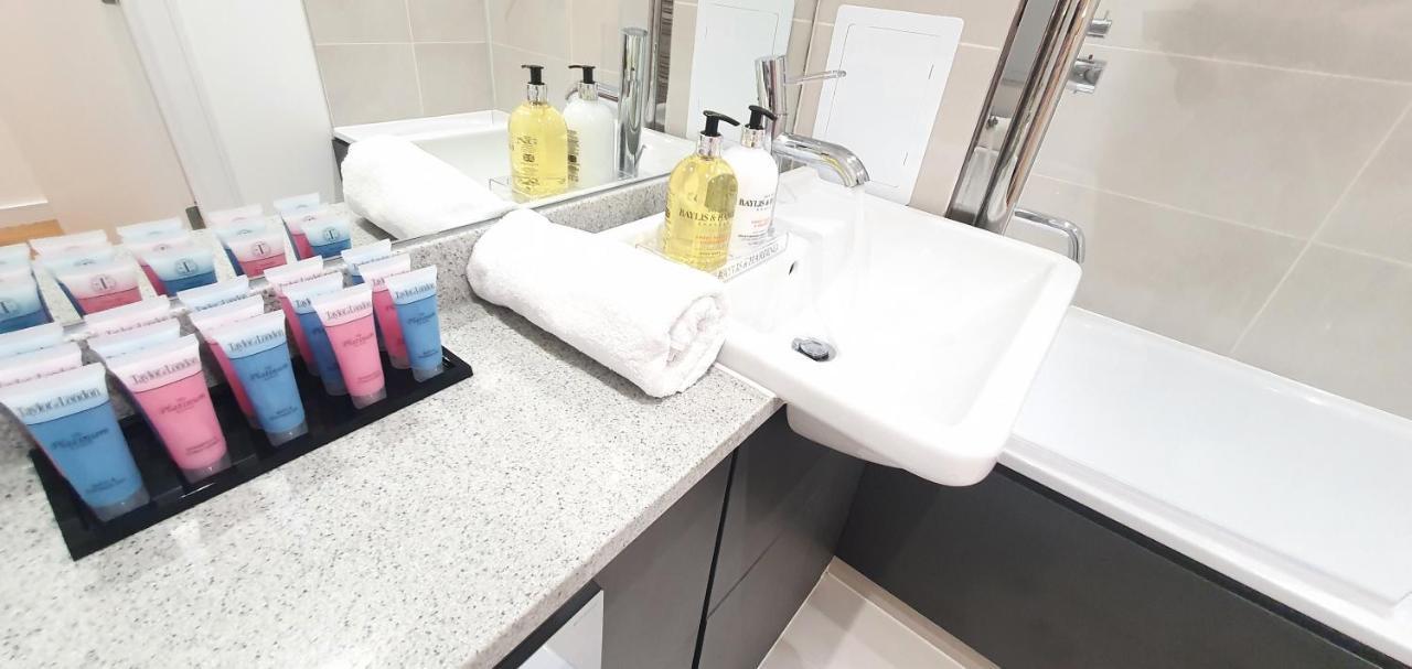 Garland Modern 3 Bedroom House Westfield - Stratford Appartamento