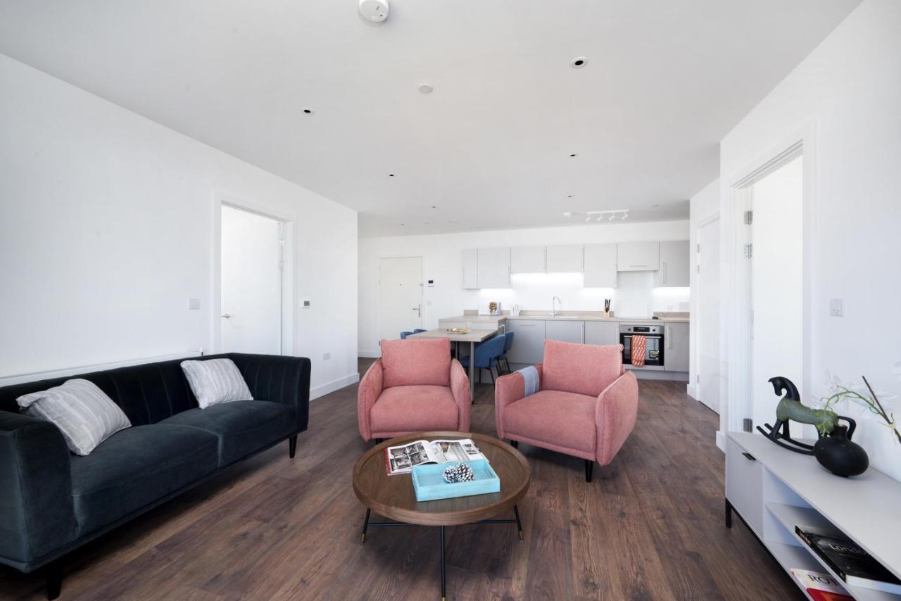 Stunning New Development In Barking Appartement *