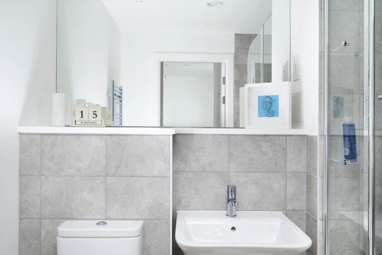 Stunning New Development In Barking Appartement *