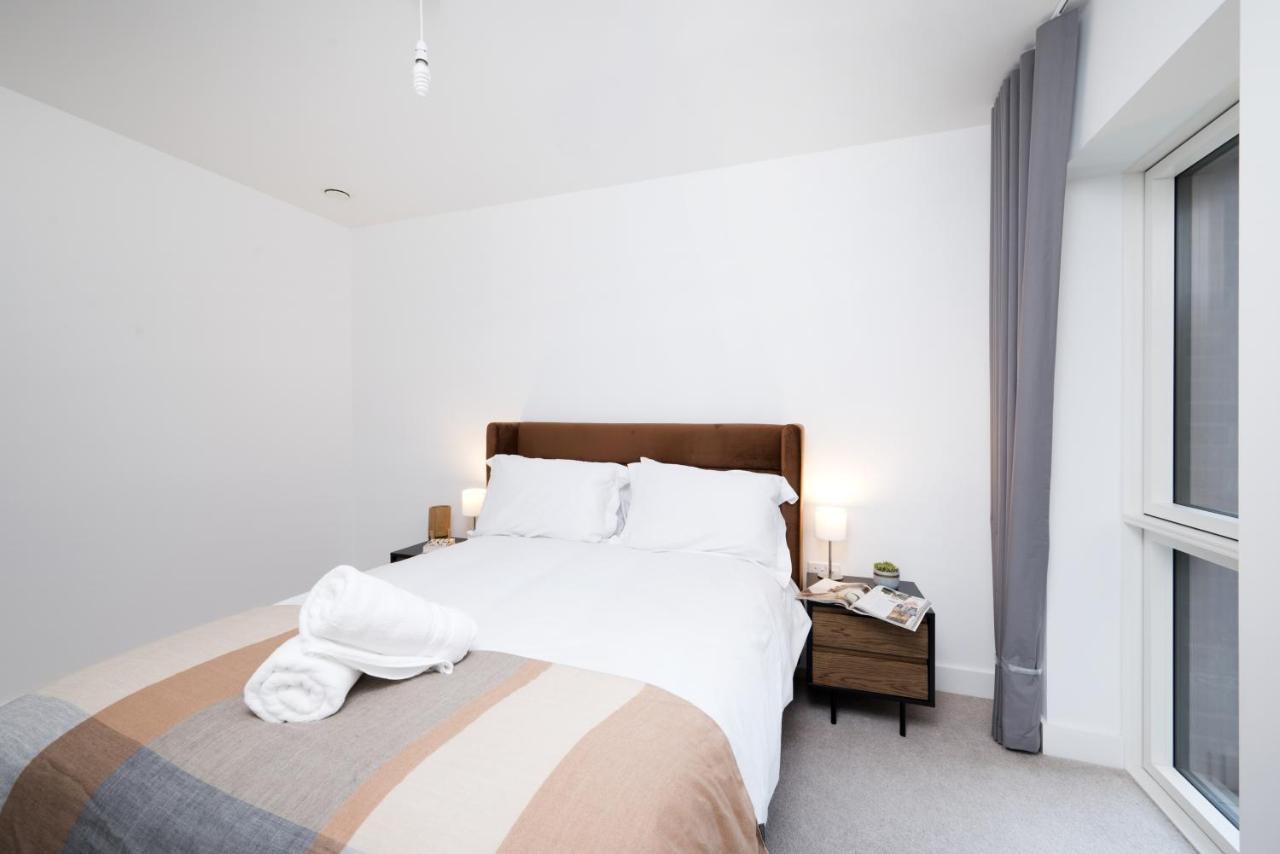 Stunning New Development In Barking Appartement *