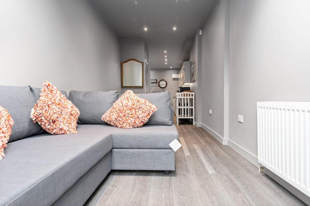 Lovely 2-bed - Hosted By Guestready Holiday home