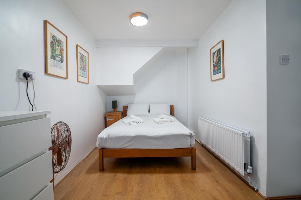 Beautiful 4 Bedroom Terrace House In Kings Casa vacanze Londra