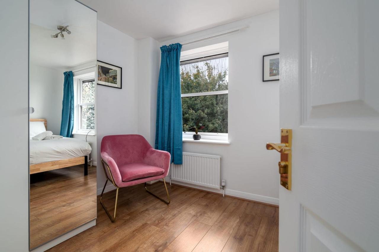 Feriehus Beautiful 4 Bedroom Terrace House In Kings