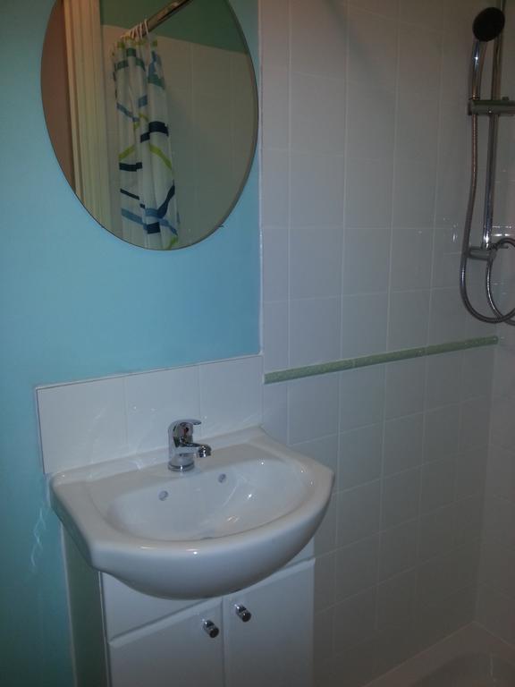 Excel 2* London