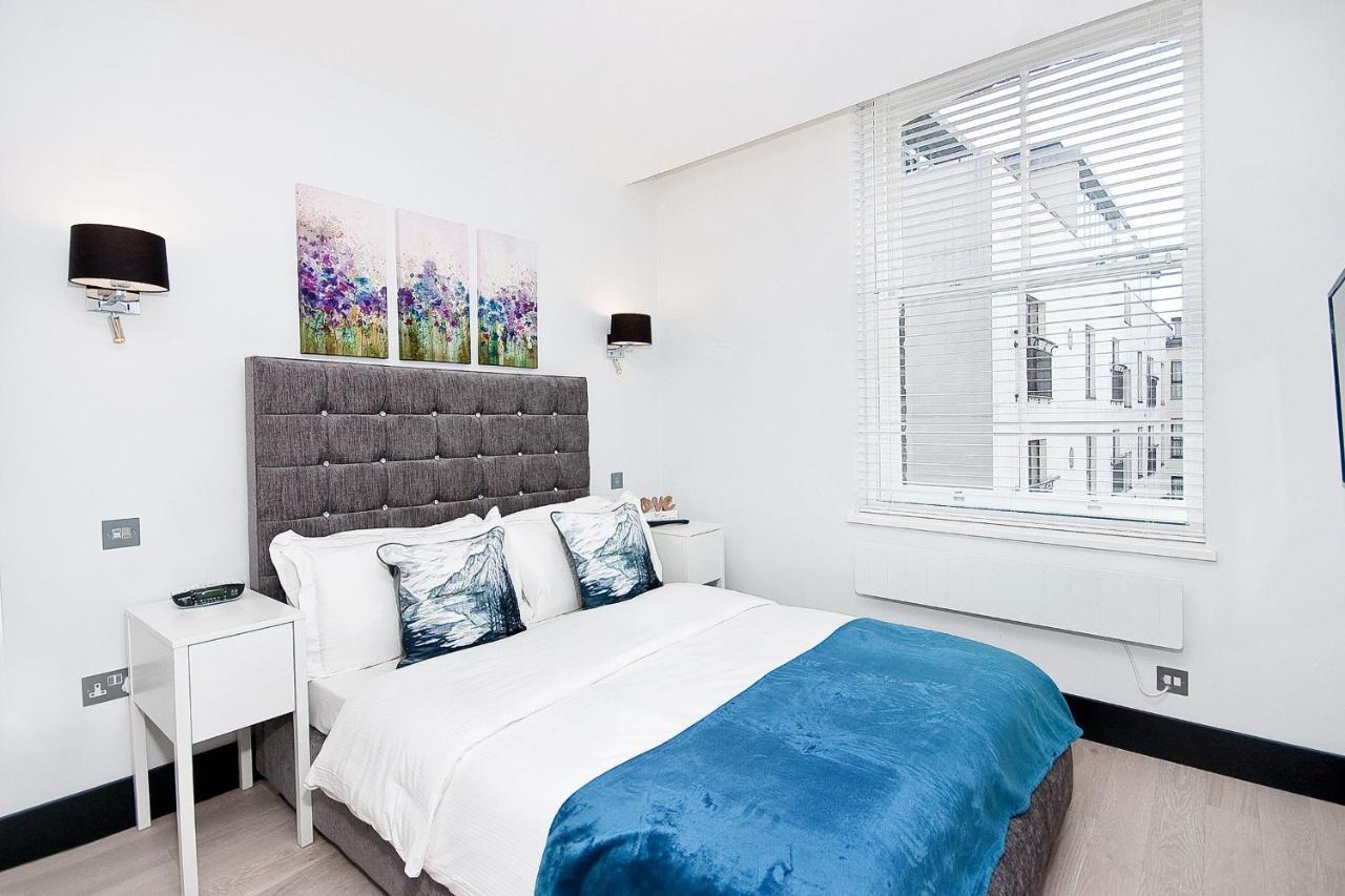 Heinze Flat 402 - One Bedroom Fourth Floor Flat By Living London