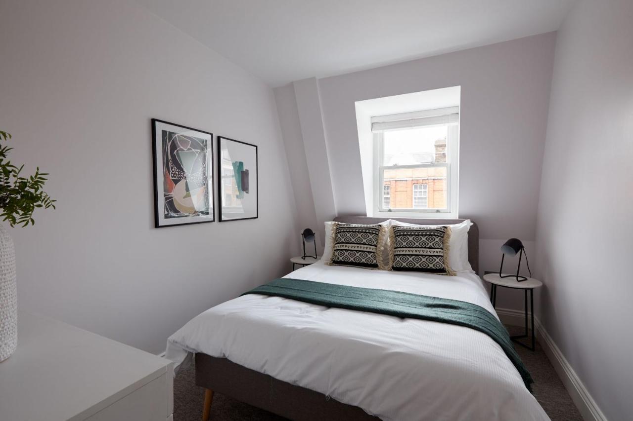 7vh Virginia House, 31 Bloomsbury Way By Living *