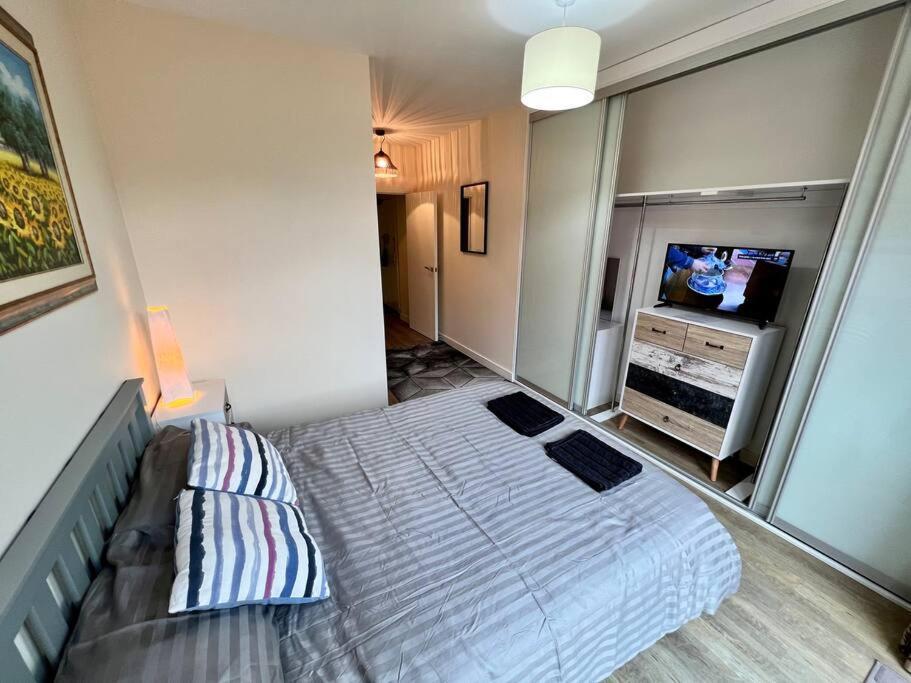 Apartment Luxury 5* Penthouse Greenwich Sleep 9 With Parking