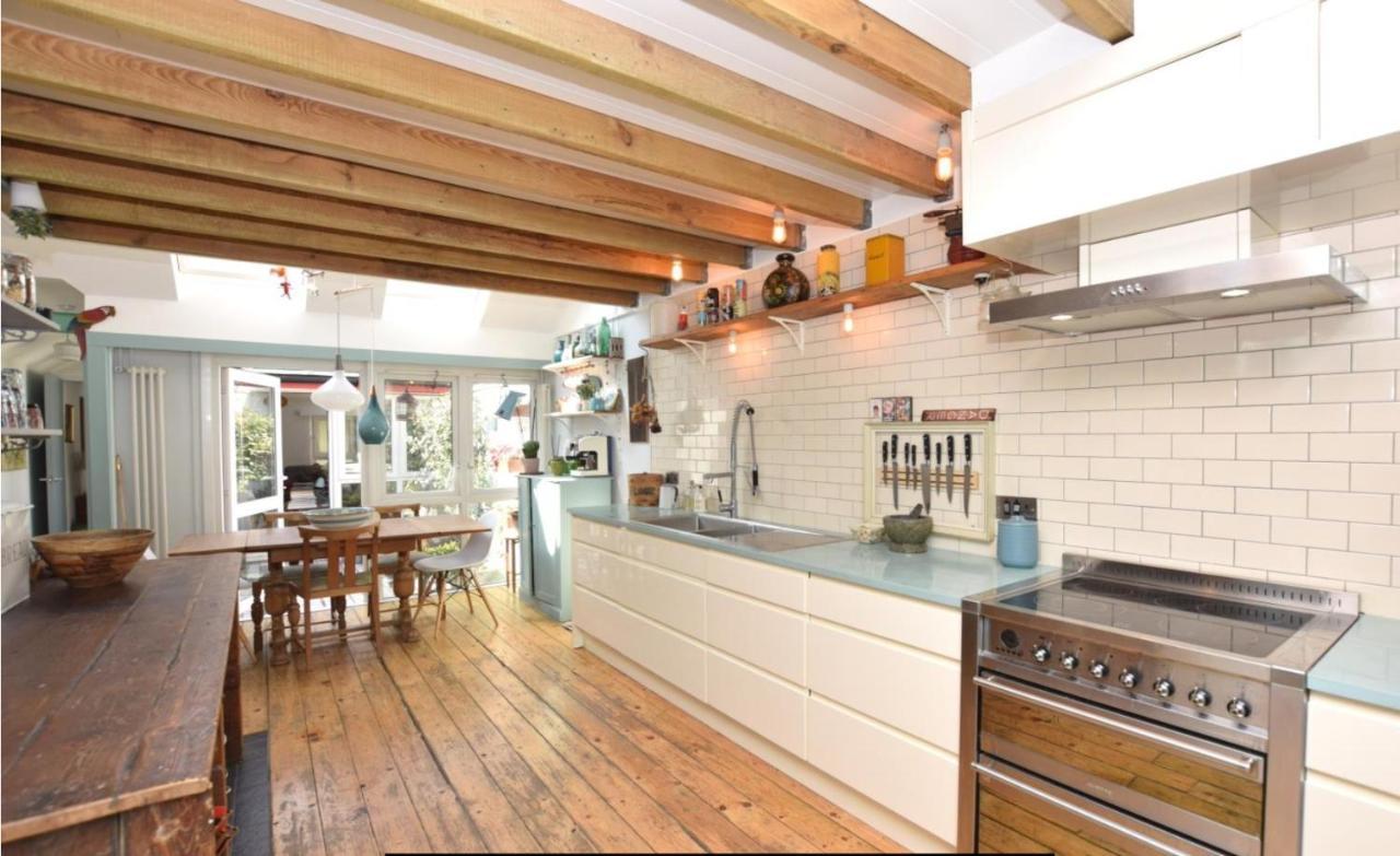 Stylish 3 Bed House With Parking In Bermondsey, Se1 Feriehus