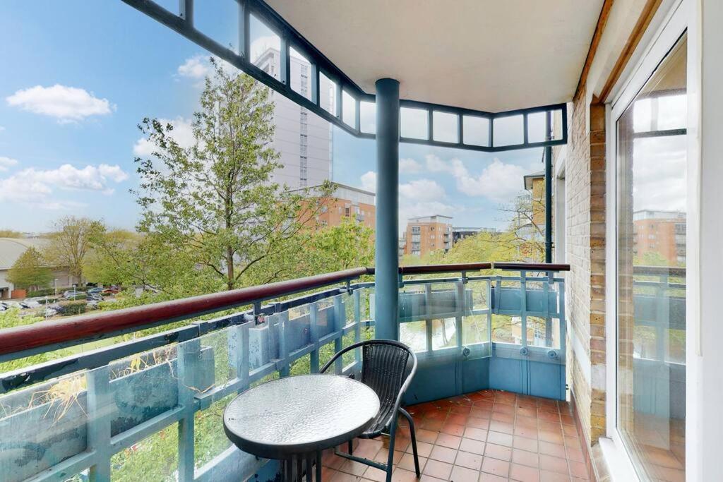 Modern 1bed Flat Close To All London's Attractions *