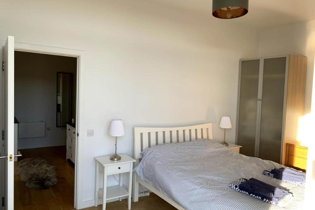 Stylish 2 Bedroom Lägenhet *
