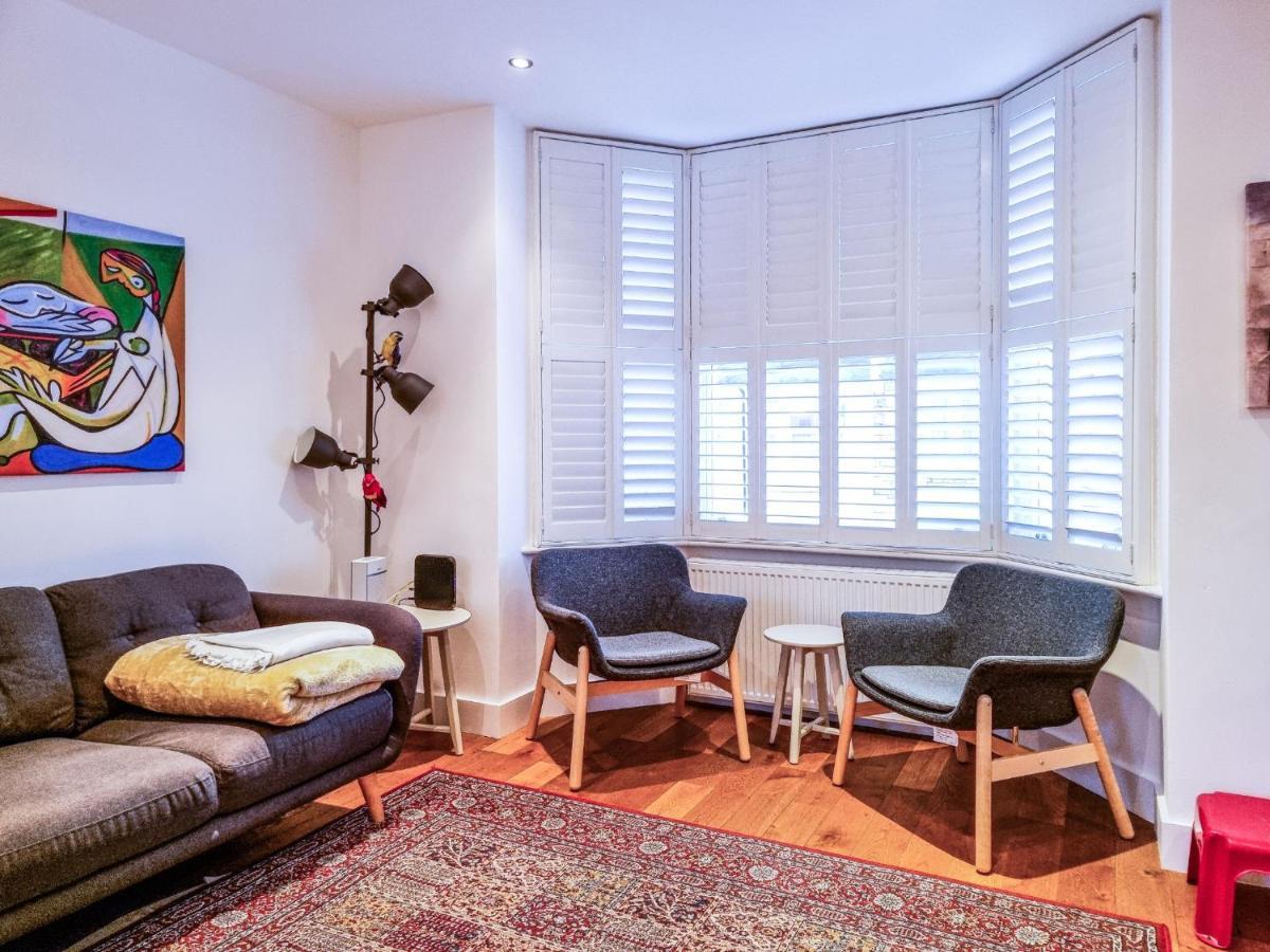 Pass The Keys Family Friendly 2 Bedroom Gem In Shepherd's Bush *