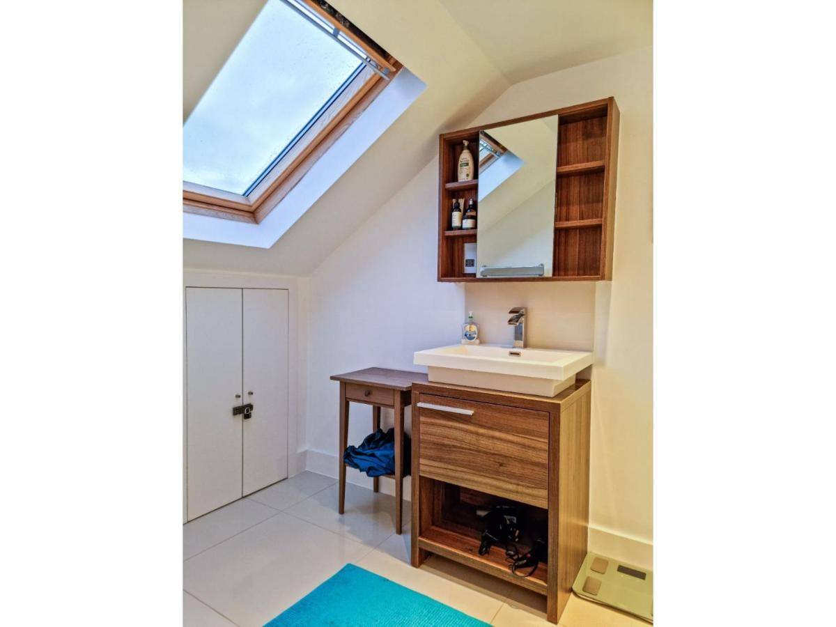 Pass The Keys Family Friendly 2 Bedroom Gem In Shepherd's Bush Leilighet *