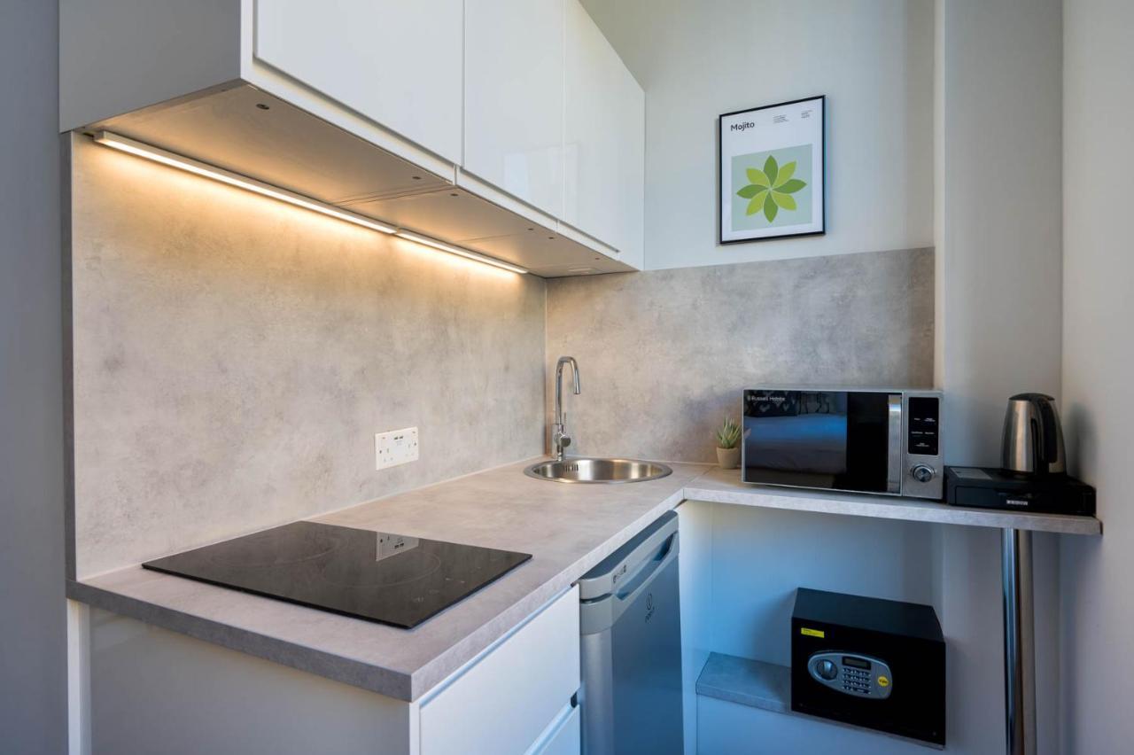 D8 House * London