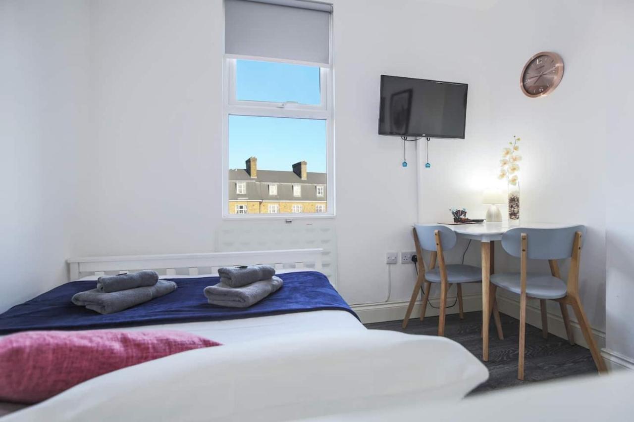 Euston Studio Apartment *